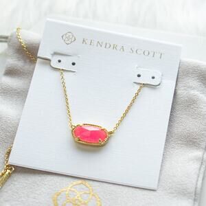 Kendra Scott Elisa Gold Pendant Necklace in Azalea Illusion